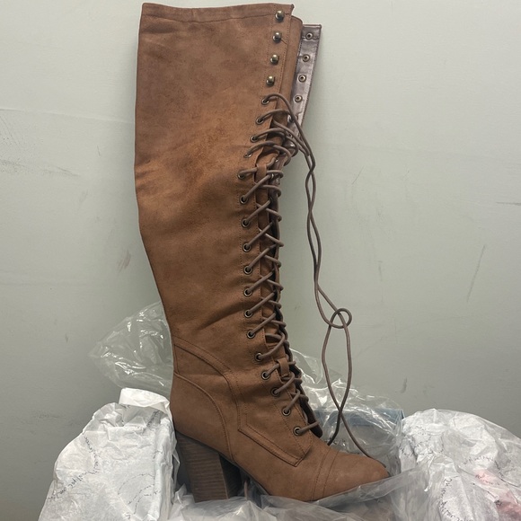 Elegant Brown Lace-Up Over the Knee Boots - Picture 1 of 12